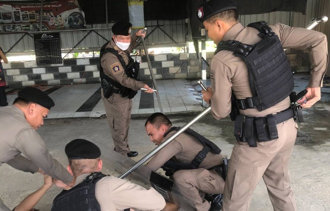 แนะนำวิธีระงับเหตุ บุคคลคลุ้มคลั่ง