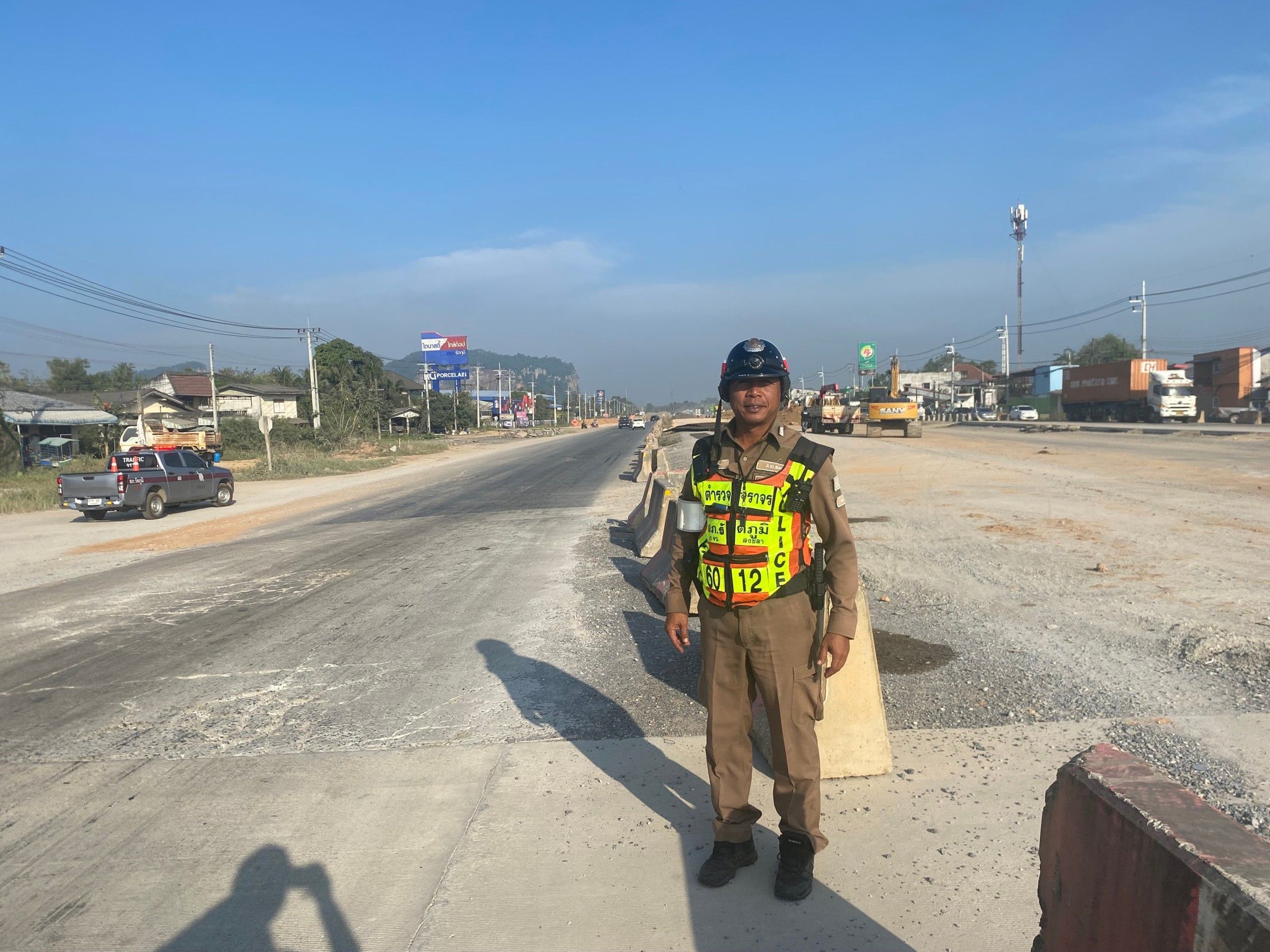 ตรวจสอบสภาพการจราจร ช่วงก่อสร้างสะพานข้ามแยกคูหา