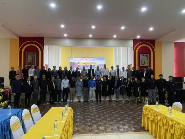 ร่วมกิจกรรม”จิบกาแฟ แลหวันขึ้น” และประชุมหัวหน้าส่วนราชการ