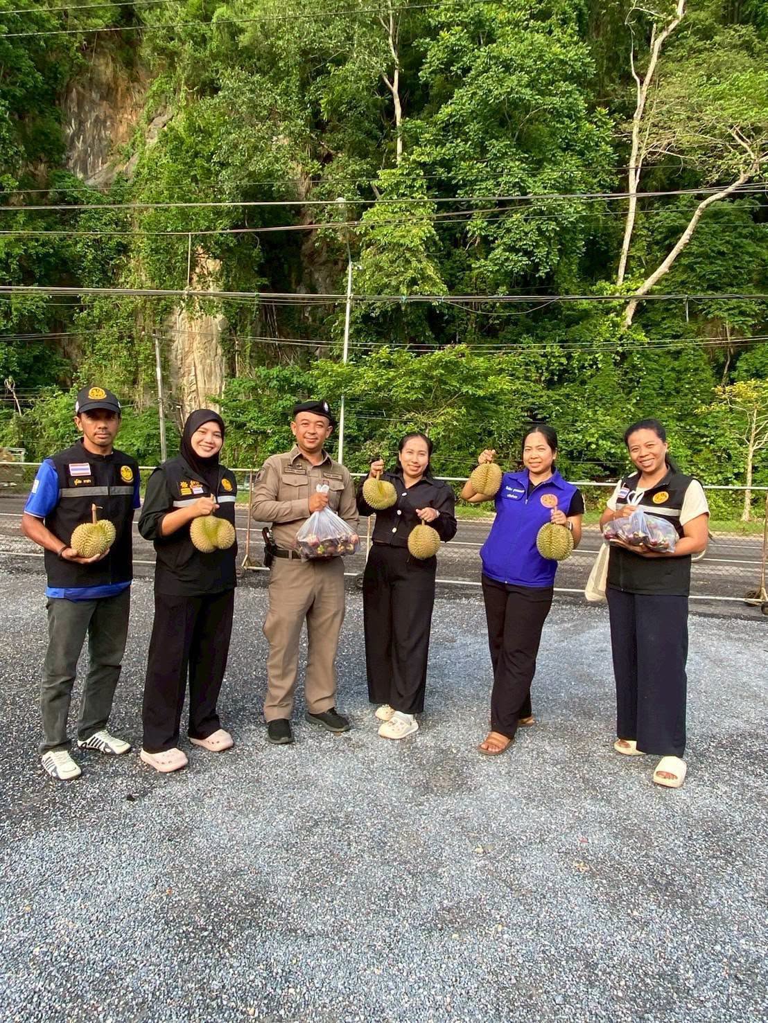 724000042_1332069759063297_916345482194765534_n เข้าชมพืชผลทางการเกษตร ของผู้ใหญ่บ้านเขาสอยดาว ม.10 ต.เขาพระ อ.รัตภูมิ จ.สงขลา