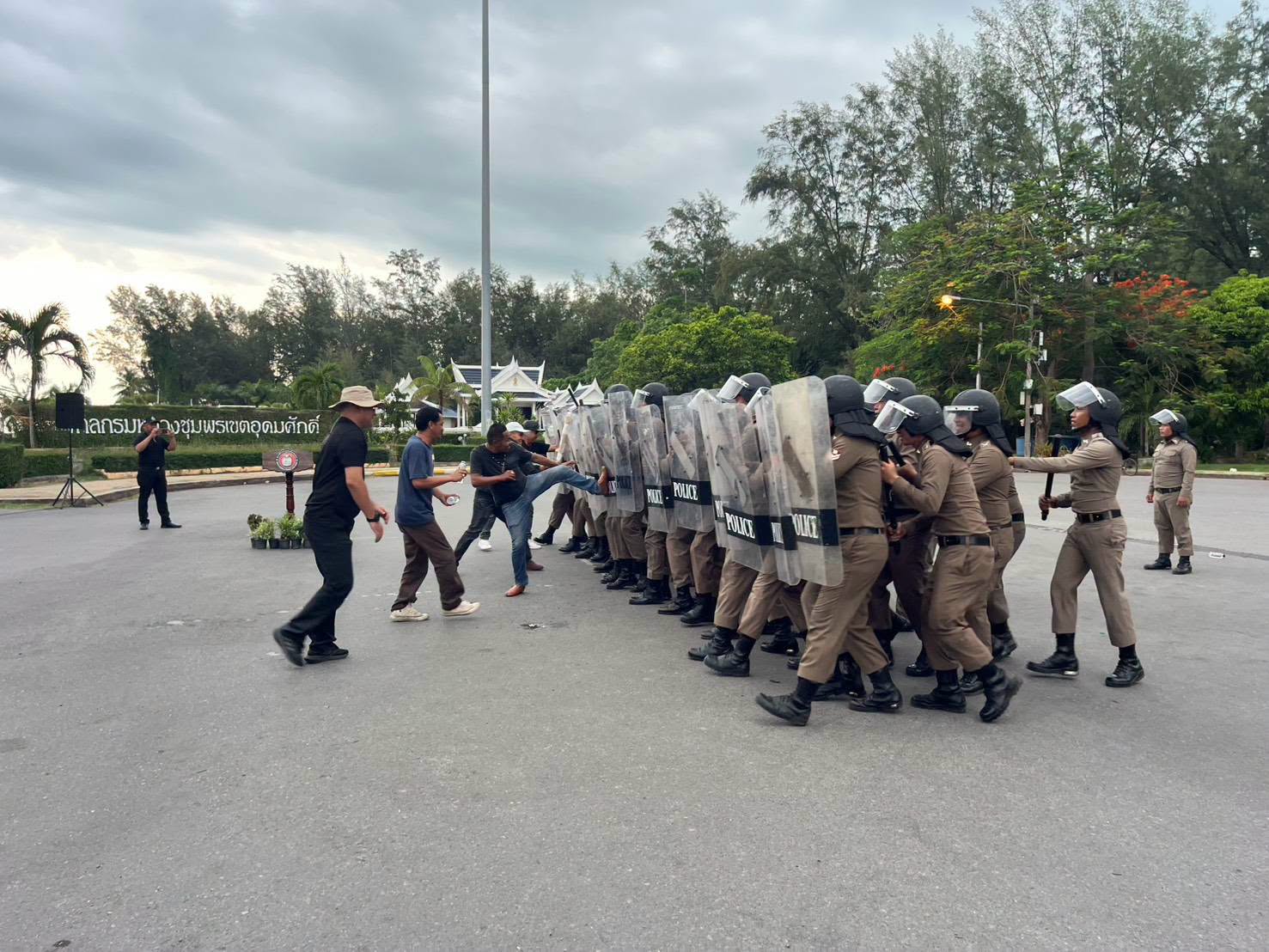724804966_1339073331656467_959885879853860177_n สภ.รัตภูมิ เข้ารับการตรวจสอบการประกวดการฝึก ประจำปีงบประมาณ 2569 ณ ลานกรมหลวงชุมพร