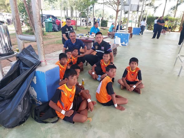 728462679_4484469915156036_2311316807424801198_n ตำรวจชุมชนสัมพันธ์ ร่วมกิจกรรมแข่งขันกีฬา เครือข่ายคูหาสัมพันธ์ ณ โรงเรียนวัดไทรใหญ่ ต.ควนรู