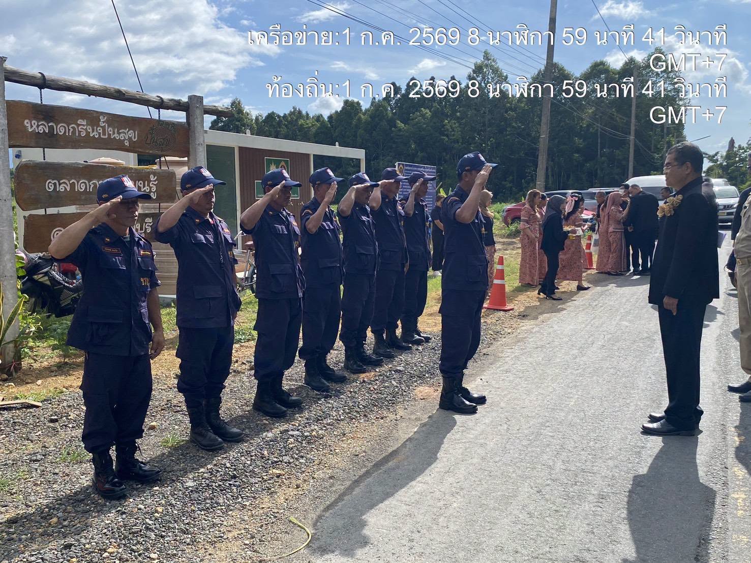 734932323_889901510858452_6373298400131646517_n รอง ผกก.ป.ฯ ร่วมต้อนรับคณะกรรมการประเมินผลงานหมู่บ้าน ระดับเขต ตามโครงการคัดเลือกหมู่บ้านเข้มแข็ง ตามแนวทางแผ่นดินธรรมแผ่นดินทอง(หมู่บ้านอยู่เย็น) ประจำปี 2569