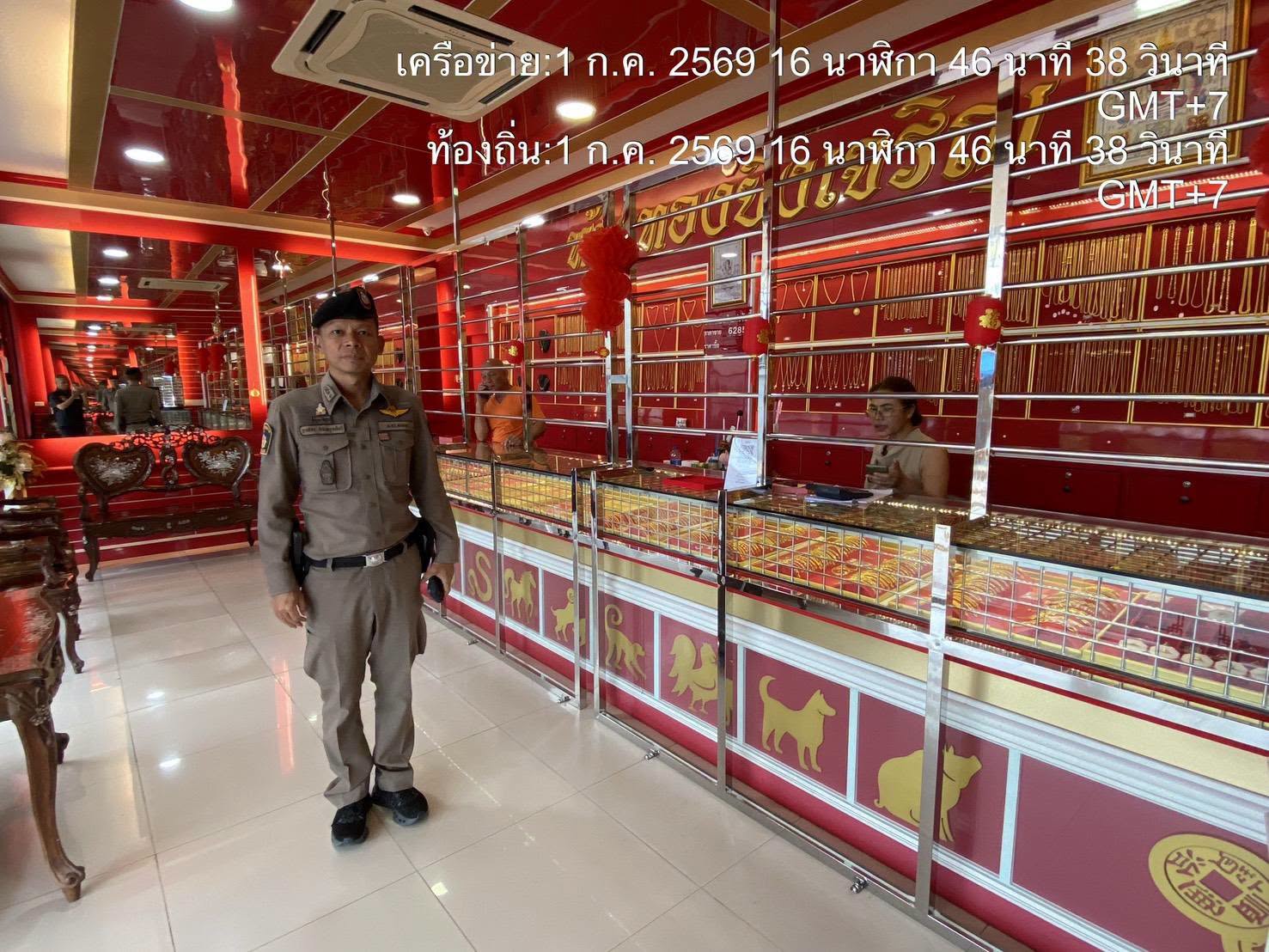 735001968_1040272755041494_1570331646254098974_n รอง ผกก.ป.ฯ ตรวจห้างร้านทอง ร้านสะดวกซื้อ และพบปะพูดคุยกับประชาชนในเขตพื้นที่รับผิดชอบ เพื่อป้องกันเหตุเกี่ยวกับทรัพย์