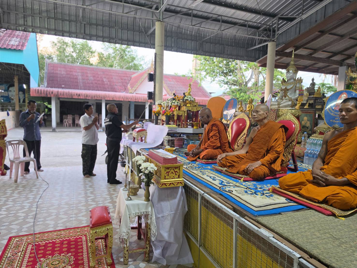 976051_0 สวป.(ชส.)ฯร่วมวางพวงหรีดและเป็นเจ้าภาพ สวดพระอภิธรรมศพคุณพ่อบุญ แก้วหนู( บิดา) นายบัญญัติ แก้วหนู อส.ตร.สภ.รัตภูมิ ณ วัดควนแสวง